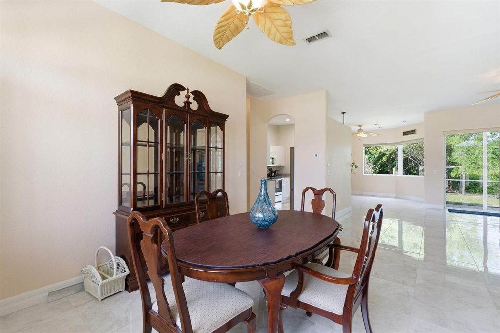 Image 21 of property listing at 5075 DELIGHT AVE, North Port, FL 34288