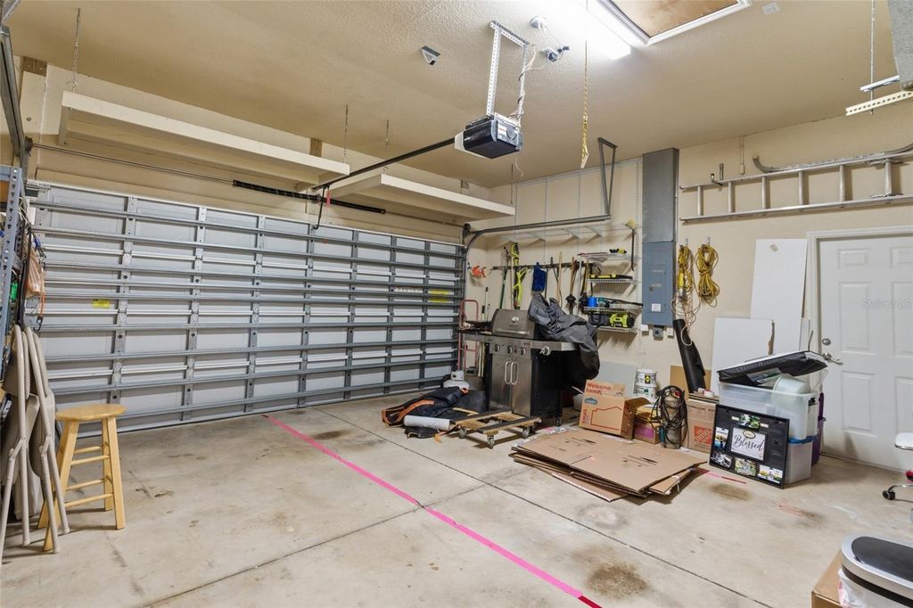 Image 39 of property listing at 5075 DELIGHT AVE, North Port, FL 34288