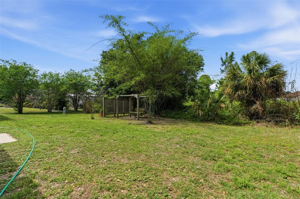 Image 46 of property listing at 5075 DELIGHT AVE, North Port, FL 34288