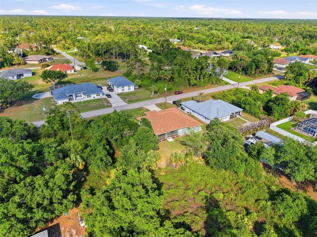 Image 54 of property listing at 5075 DELIGHT AVE, North Port, FL 34288