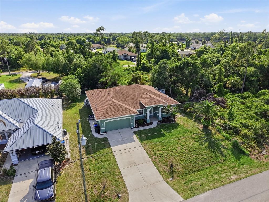 Image 62 of property listing at 5075 DELIGHT AVE, North Port, FL 34288