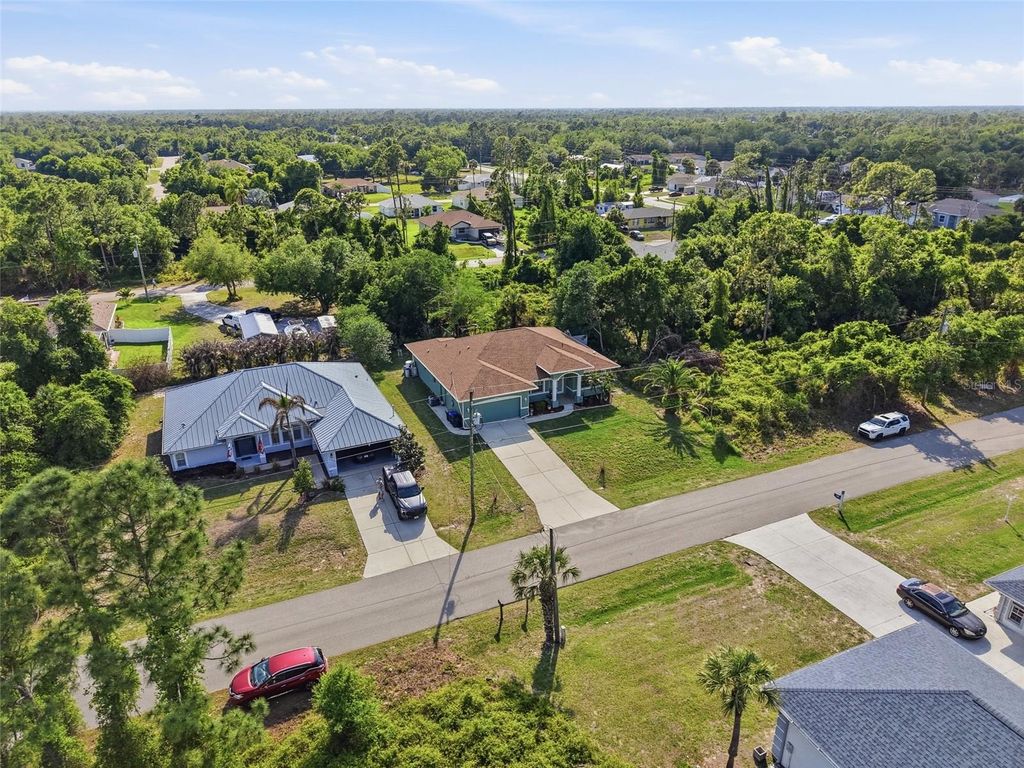 Image 63 of property listing at 5075 DELIGHT AVE, North Port, FL 34288