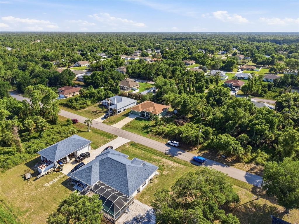 Image 66 of property listing at 5075 DELIGHT AVE, North Port, FL 34288