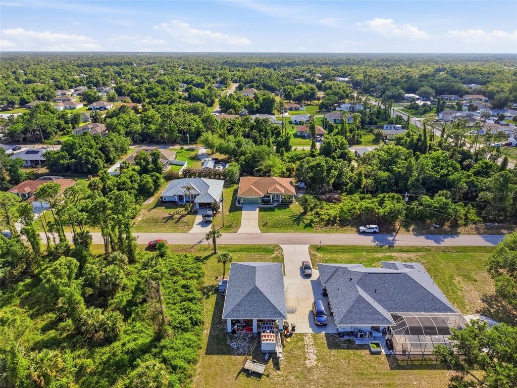 Image 67 of property listing at 5075 DELIGHT AVE, North Port, FL 34288