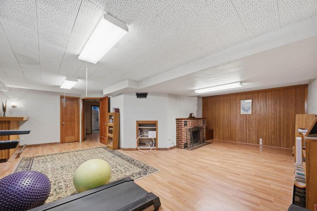 427 S Glenn St, Wichita, KS 67213
