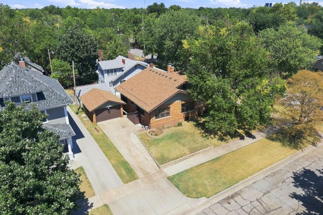 427 S Glenn St, Wichita, KS 67213
