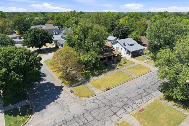 427 S Glenn St, Wichita, KS 67213