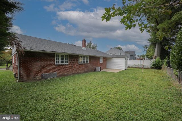 1137 LAKESHORE DR, Haddon Township, NJ 08108