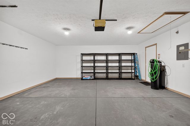 5771 Quail Crossing Drive, Indianapolis, IN 46237