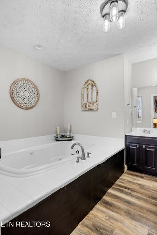 550 Sassafras Tr, Pigeon Forge, TN 37876