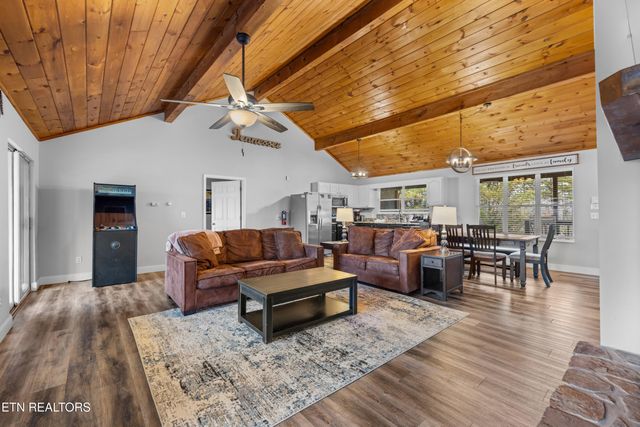 550 Sassafras Tr, Pigeon Forge, TN 37876