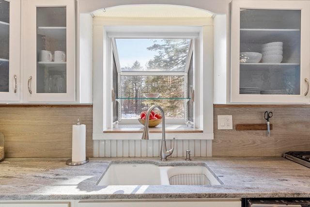 3 Blaisdell Road, Chelmsford, MA 01824