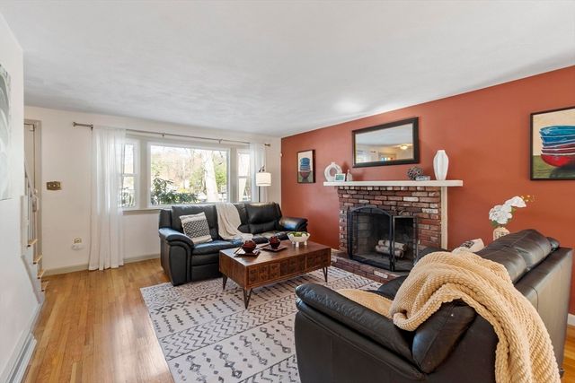 3 Blaisdell Road, Chelmsford, MA 01824