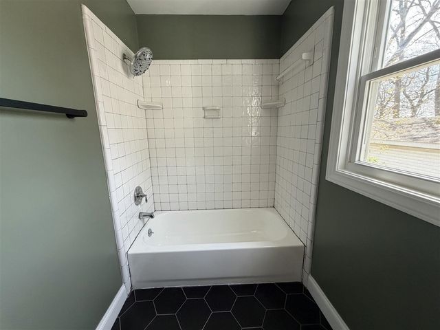 1436 Linwood Street, Grand Rapids, MI 49507