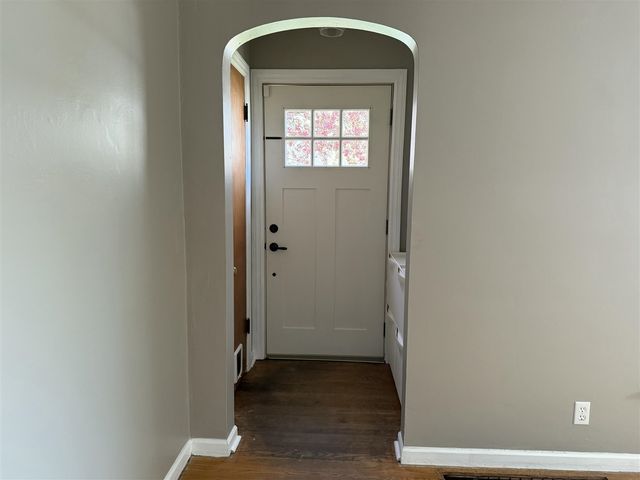1436 Linwood Street, Grand Rapids, MI 49507
