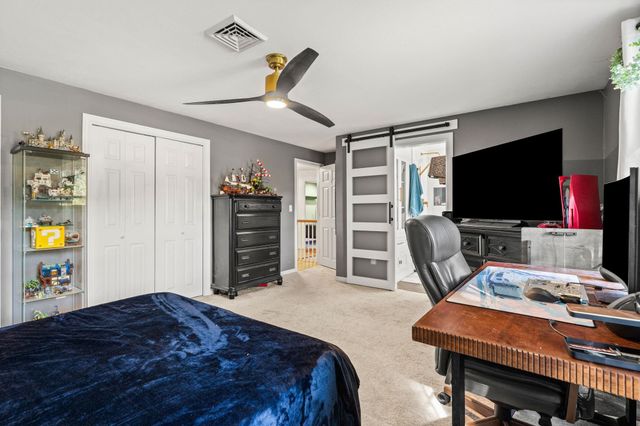 26 Holts Point Road, Hampstead, NH 03841