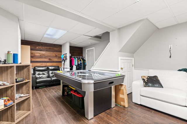 26 Holts Point Road, Hampstead, NH 03841