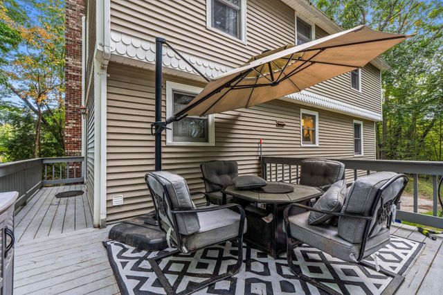 26 Holts Point Road, Hampstead, NH 03841