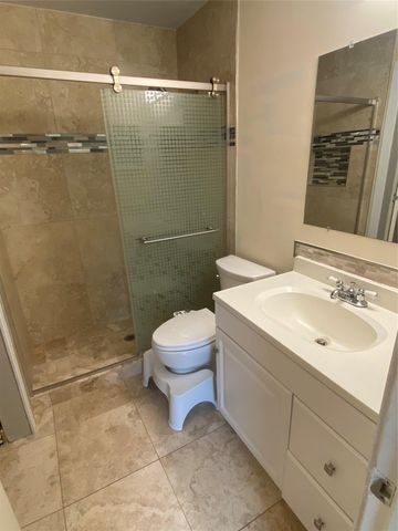 11404 Walnut Ridge DR 9, Austin, TX 78753