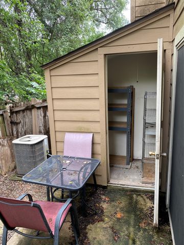 11404 Walnut Ridge DR 9, Austin, TX 78753