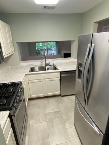11404 Walnut Ridge DR 9, Austin, TX 78753