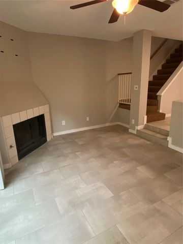 11404 Walnut Ridge DR 9, Austin, TX 78753