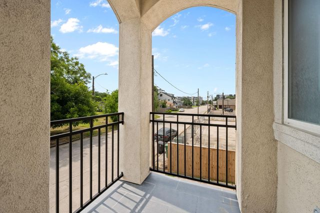765 Grove Street, Houston, TX 77020