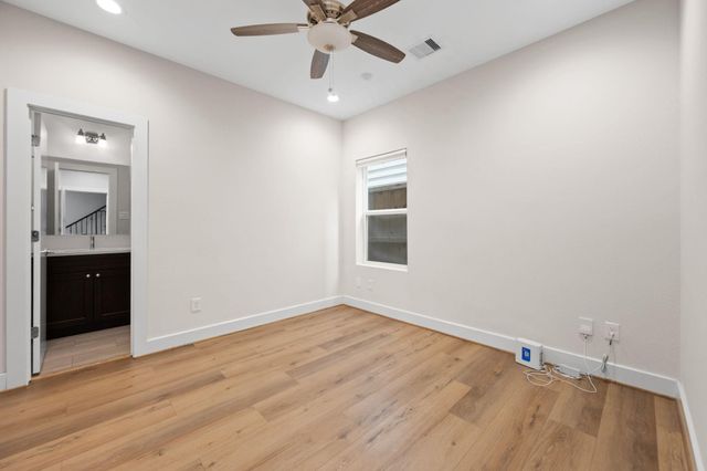 765 Grove Street, Houston, TX 77020