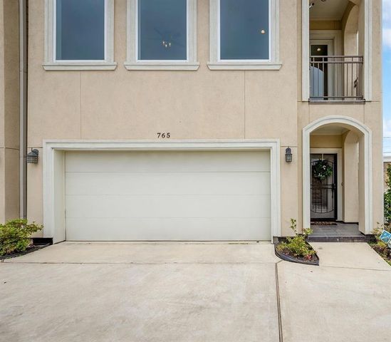 765 Grove Street, Houston, TX 77020