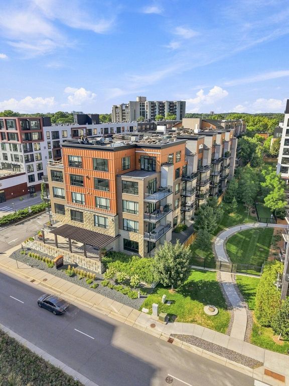 3104 W Lake Street 203, Minneapolis, MN 55416 — exterior