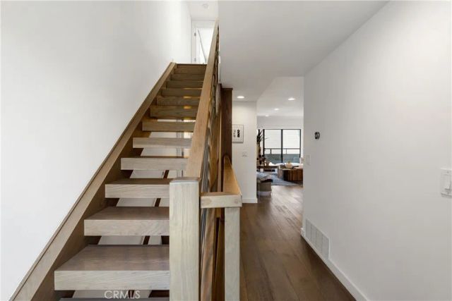 439 Camino De Las Colinas, Redondo Beach, CA 90277