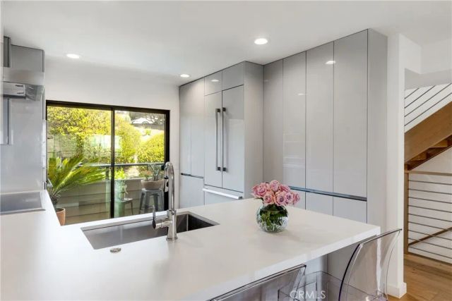 439 Camino De Las Colinas, Redondo Beach, CA 90277