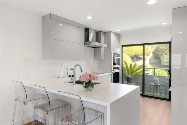 439 Camino De Las Colinas, Redondo Beach, CA 90277