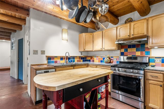 7641 Old Santa Fe Trail, Santa Fe, NM 87505