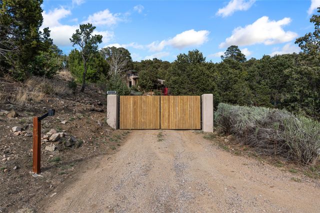 7641 Old Santa Fe Trail, Santa Fe, NM 87505