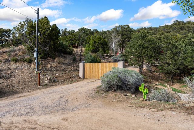 7641 Old Santa Fe Trail, Santa Fe, NM 87505