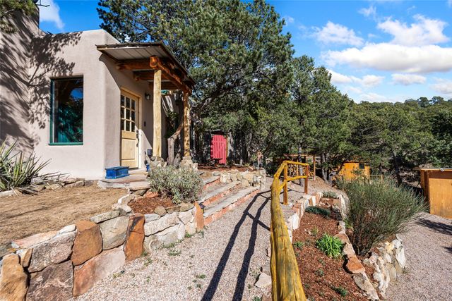 7641 Old Santa Fe Trail, Santa Fe, NM 87505