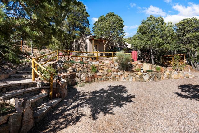 7641 Old Santa Fe Trail, Santa Fe, NM 87505