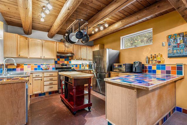 7641 Old Santa Fe Trail, Santa Fe, NM 87505