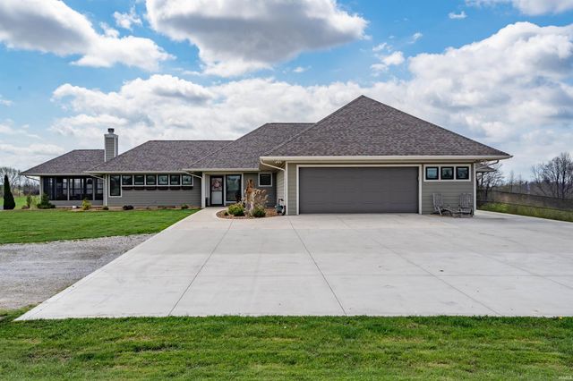 9372 Garman Road, Leo, IN 46765