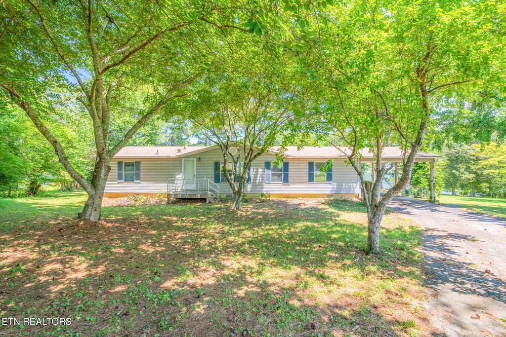 155 Bowsprit Lane, Kingston, TN 37763