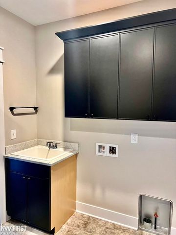 5381 Championship Drive, Fenton Twp, MI 48451