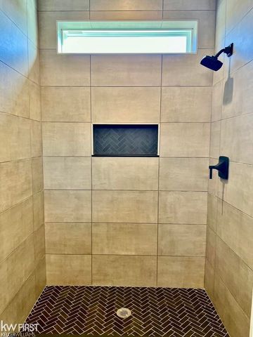 5381 Championship Drive, Fenton Twp, MI 48451