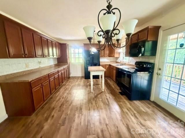 2417 Mt Herman Heights, Hudson, NC 28638