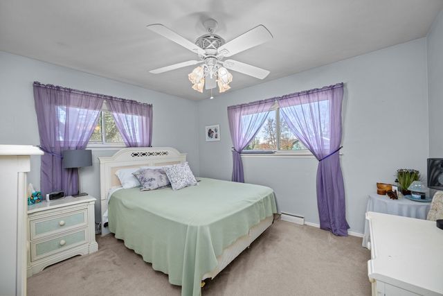 1325 Hillside Drive, Bettendorf, IA 52722
