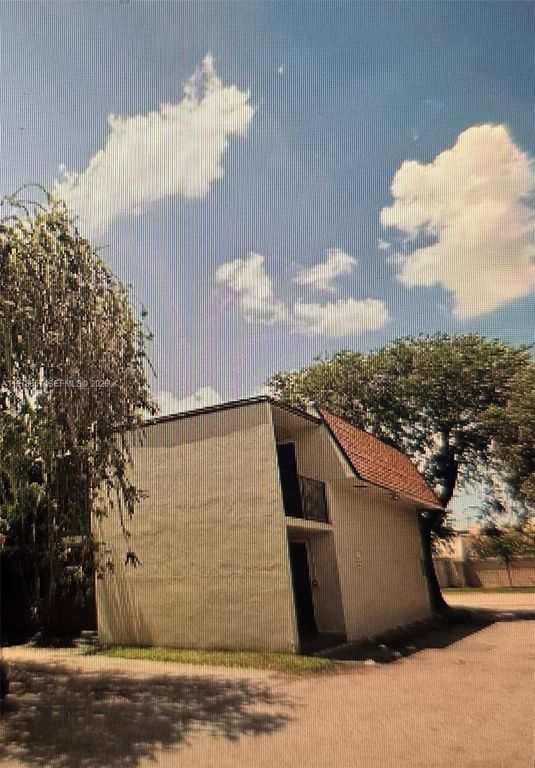 3901 SW 112th Ave 38, Miami, FL 33165