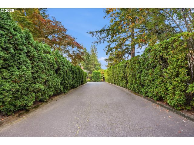 10748 Se 99TH Dr, Happy Valley, OR 97086