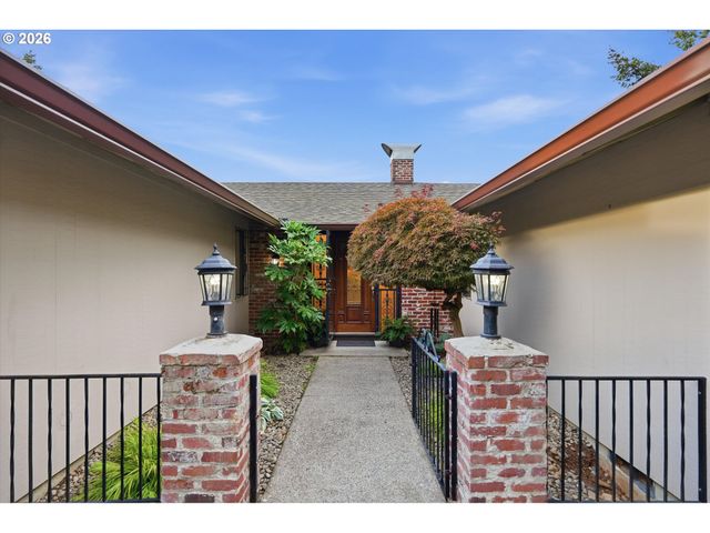 10748 Se 99TH Dr, Happy Valley, OR 97086