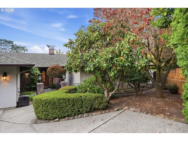 10748 Se 99TH Dr, Happy Valley, OR 97086