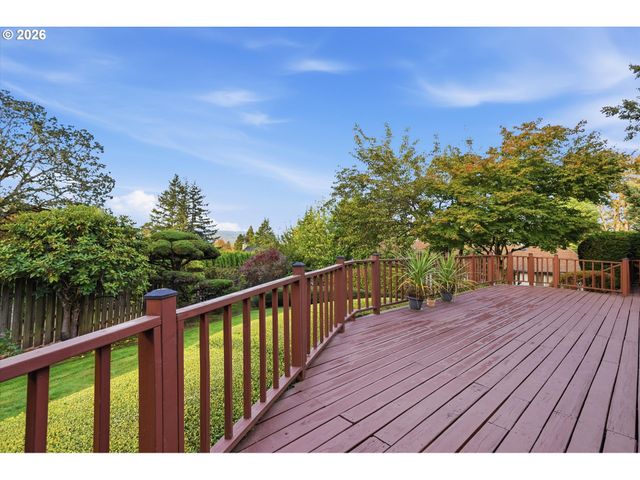 10748 Se 99TH Dr, Happy Valley, OR 97086